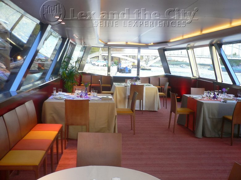 Bedrijfsuitjes Parijs boottocht privé dinner cruise seine (6).JPG