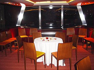 Bedrijfsuitjes Parijs boottocht privé dinner cruise seine (27).jpg