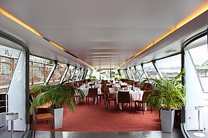 Bedrijfsuitjes Parijs boottocht privé dinner cruise seine (37).JPG