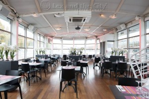winter restaurant aan de kade van de Seine in Parijs met redelijke prijzen - Lex and the City