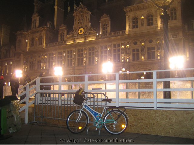 Bedrijfsuitje Fietsen in Parijs Sportief uitje Bike-A-Round 13-1-2006 A-Round (25).jpg
