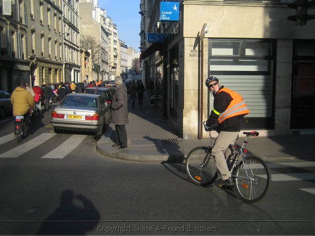 Bedrijfsuitje Fietsen in Parijs Sportief uitje Bike-A-Round 13-1-2006 A-Round (6).jpg