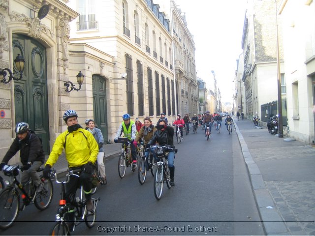 Bedrijfsuitje Fietsen in Parijs Sportief uitje Bike-A-Round 13-1-2006 A-Round (7).jpg