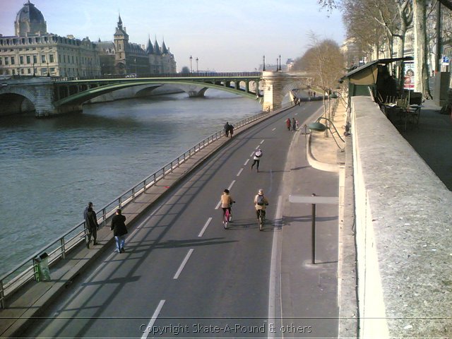 Quel temps! fietsen in parijs op 15012006.jpg