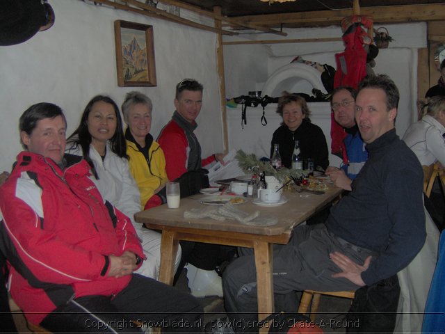 Wintersport vakantie alleengaanden - Carve-A-Round Yearly - foto's kerst 2005 (118).JPG
