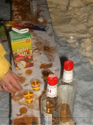 Wintersport vakantie alleengaanden - Carve-A-Round Yearly - foto's kerst 2005 (139).jpg