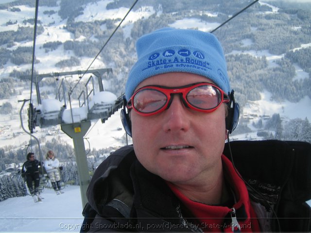 Wintersport vakantie alleengaanden - Carve-A-Round Yearly - foto's kerst 2005 (56).jpg