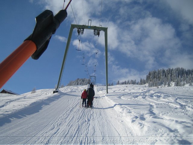 Wintersport vakantie alleengaanden - Carve-A-Round Yearly - foto's kerst 2005 (57).jpg