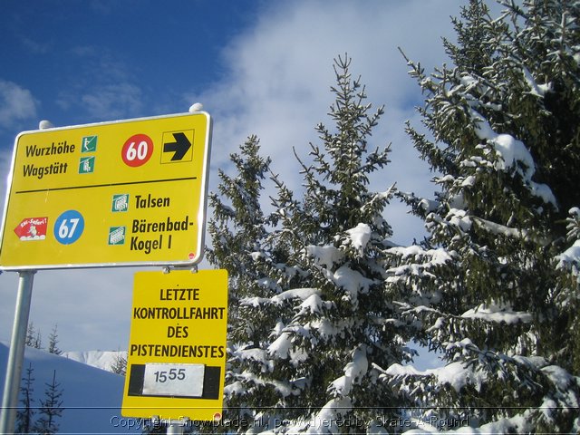 Wintersport vakantie alleengaanden - Carve-A-Round Yearly - foto's kerst 2005 (61).jpg