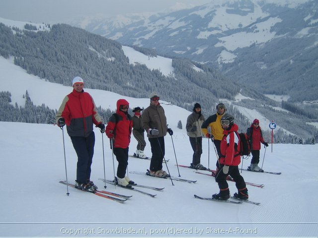 Wintersport vakantie alleengaanden - Carve-A-Round Yearly - foto's kerst 2005 (79).jpg