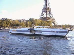 Bedrijfsuitjes Parijs boottocht privé dinner cruise seine (20).JPG