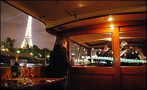 Huur kleine boot privegebruik op de Seine in Parijs Lex and the City  (14).JPG
