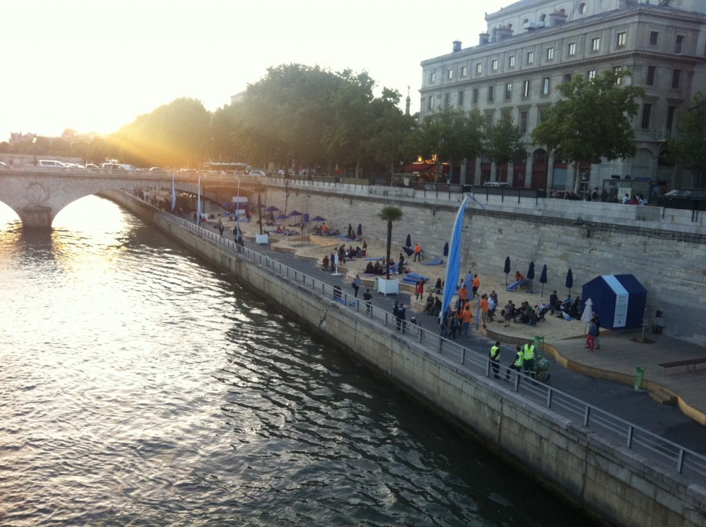 Strand van Parijs langs de Seine