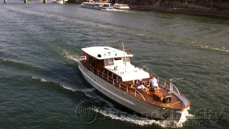 Privé boot voor VIP in Parijs met Lex and the City