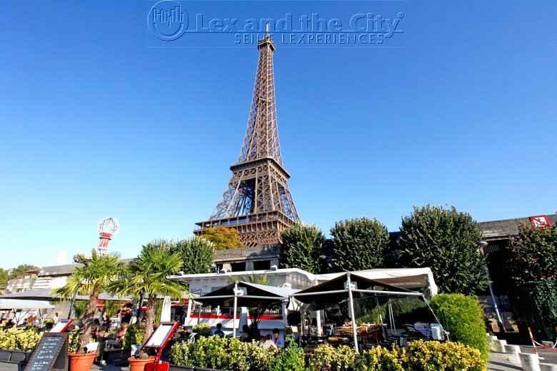 Boottocht Seine - Lunch groepen na afloop boottocht tegenover Eiffeltoren
