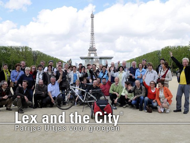 Lex van Buuren als en gids en reisleider in Parijs actief. Deze foto is van 2012. Hij besloot na 18 jaar organiseren en uitvoeren adviseur voor Parijs te worden. (En nog steeds die Parijs specialist)