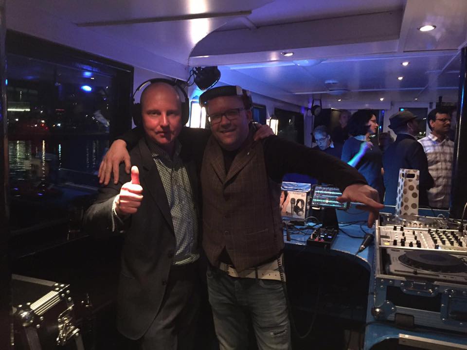 Bedrijfsfeest op de boot met DJ Lextase - 80's DJ Lex van Buuren