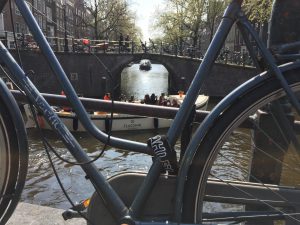 Guided walk along the canals with Lex and the City in Amsterdam