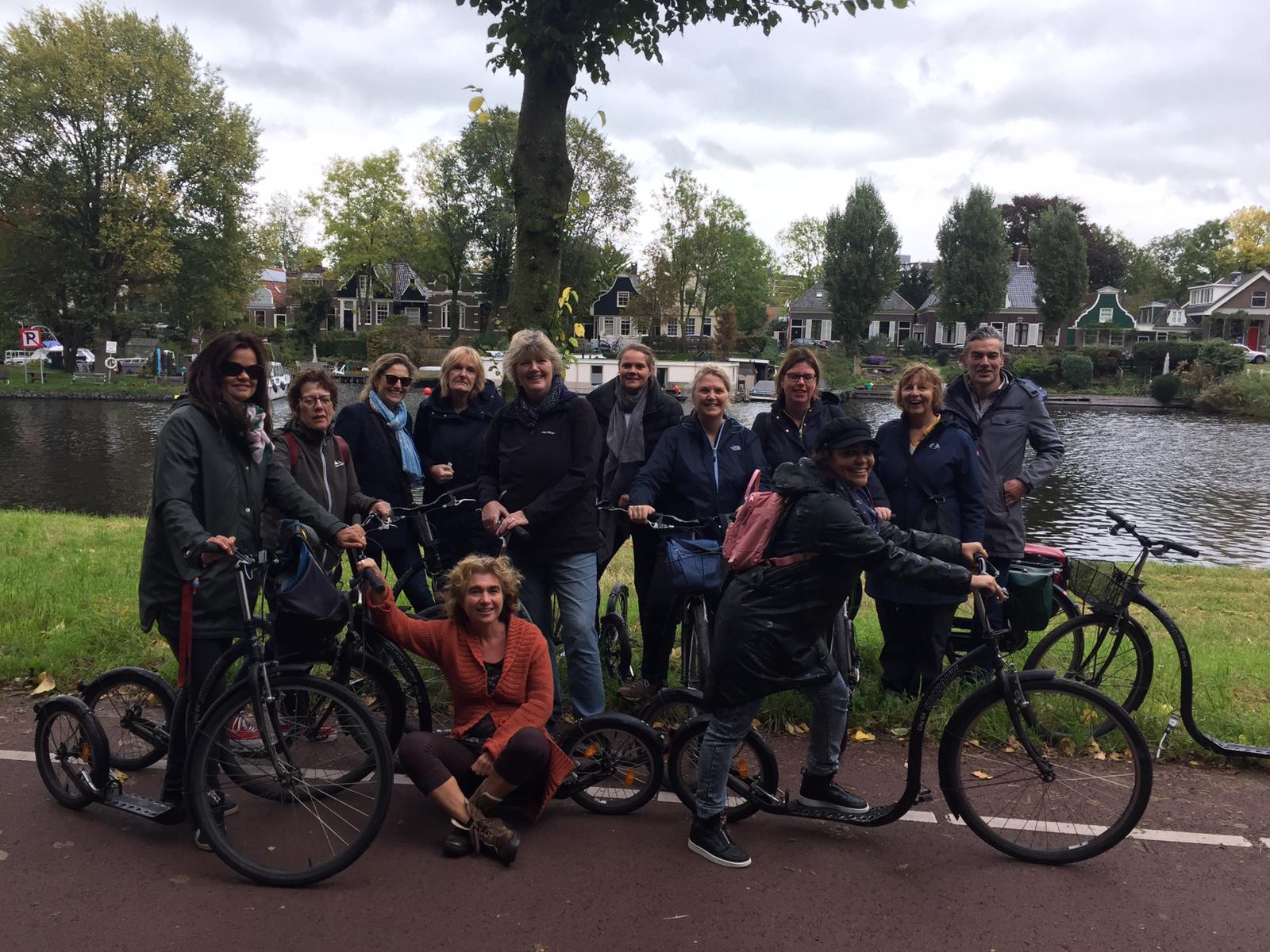 Steppen met de groep in Amsterdam-Noord met Lex and the City tours
