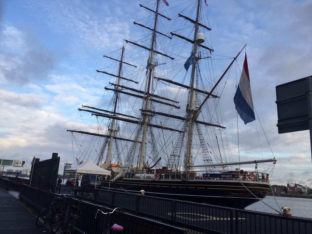 Photo du bateau Stad Amsterdam dans le port - Pris par ce guide á Amsterdam; Lex and the City