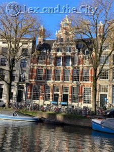 Maison musée Bartolotti - sur le canal "Herengracht" à Amsterdam - Image du guide local Lex and the City