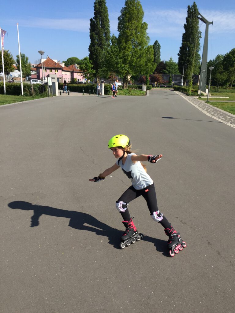 Inline skate private lessons for kids in Noorderpark - Amsterdam North - with Skate-A-Round