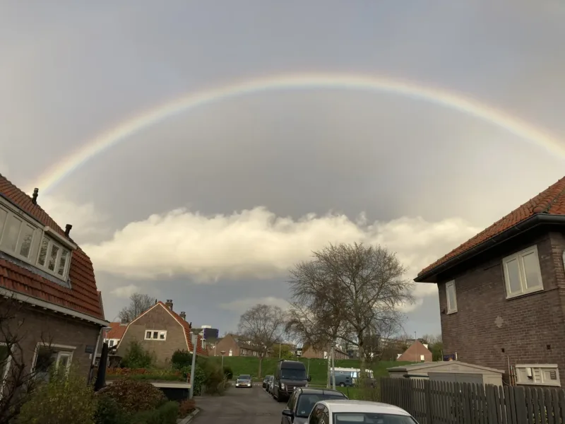Garden Village Oostzaan with rainbow - Picture by Lex and City "Noord" tours